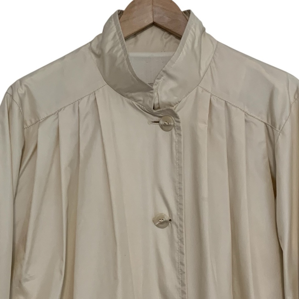 Vintage 80’s London Fog Nylon Rain Coat In Cream - Picture 4 of 14